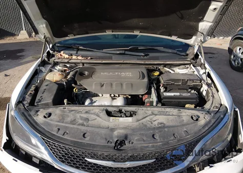 2015 Chrysler 200 Limited z USA, uszkodzony, nr VIN 1C3CCCAB5FN616976